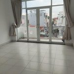 Cho thuê phòng trọ 3 triệu - 20m2 - đường ngô đức kế p12 bình thạnh