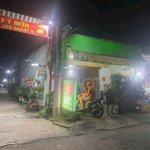 Em cần sang lại mat bang kinh doanh bida cafe goc 2mt