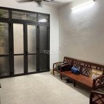 Chính chủ tôi cho thuê nhà riêng tại cầu giấy,diện tích78m2x4 tầng, có ban công, nhà đẹp, ngõ rộng. 24 triệu