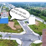 "mảnh đất view hồ có 1-0-2 sẽ khiến bạn muốn sở hữu ngay lập tức!"