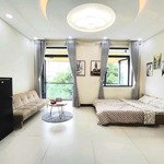 Trục đường nguyễn văn đậu rộng 30m2 bancol cực lớn nội thất sạch đẹp