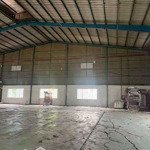 Cho thuê 1.100m2 xưởng thuận giao giấy tờ pccc đầy đủ