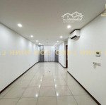 2pn+1 nội thất cơ bản hà đô giá thuê 24 triệu/tháng, căn góc view thoáng không đối nhà, lh em linh