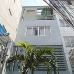 Cho thuê 220/8 hoàng hoa thám, phường 5, bình thạnh, với diện tích 140m2 và 3 phòng ngủ.