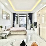 Hotchdv bancol 40m22 mặt tiền_mgr_thang máyngã tư phú nhuận