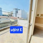 Phòng đẹp 30m2 có máy lạnh hxh 17/8 nguyễn văn quá_p.đht q12