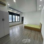 Cho thuê chdv tách bếp full nội thất mặt tiền – 835 đường trường chinh