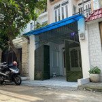 Nhà mt hẻm 1 trục thằng thông 7m