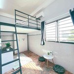 Duplex ngay phạm văn bạch mới - thang máy