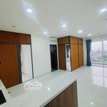 Cho thuê căn hộ mới 100%, sunrise riverside 2 phòng ngủ giá bán 13 triệu/th liên hệ: 0898 688 205