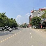 Toà building lô góc mặt phố bờ kênh - kim chung - kinh doanh sầm uất - đường 20m vỉa hè- thang máy