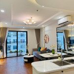 Gia đình em cần nhượng lại căn hộ 2 phòng ngủ- times city, 76m2, nhà đẹp như ảnh, có slot ô tô vĩnh viễn