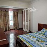 Cho thuê căn hộ 3 phòng ngủ giá 24 triệu tại the manor hcm