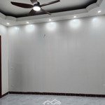 Cho thuê nhà riêng ngõ 62 trần quốc toản diện tích 40m2x5 tầng mt4m sẵn điều hòa giá thuê 16 triệu