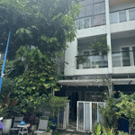 Nhà phố liền kề, kdc khang điền, 3 tầng, 75m2, view công viên, đẹp, ở ngay, nhỉnh 7 tỷ