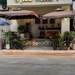 Sang nhượng quán cafe phố lương đình của