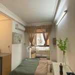 Căn hộ 30m2 studio balcony full nội thất ngay trung tâm quận1