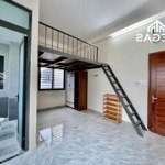 Duplex mới xây cửa sổ rộng rãi thoáng mát gác cao đường phạm văn chiêu