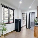 Ccmn mễ trì hạ studio 40m2 có ban công, cửa sổ thoáng, full đồ, có bãi đỗ xe ô tô, gần keangnam