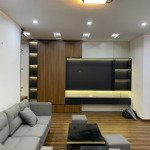 Nhượng căn 2 ngủdiện tích60m2 toà goldseason-47 nguyễn tuân, giá chưa nhỉnh 4 tỷ non, sổ đỏ, full đồ.