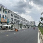 Thiện chí bán shophouse đoạn trung tâm song hành lakeview đối diện global city giá tốt trên 20 tỷ