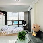 Studio cửa sổ 35m2full nt_thang máy_mặt tiềngần ngã tư hàng xanh