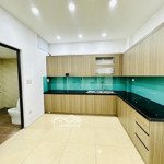 Bán nhà ngõ 142 âu cơ, 80m2, 5 tầng, thang máy 20m ra mặt phố, nhà đẹp ở ngay chỉ 13.2 tỷ.