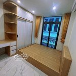 Bán toà nhà 7 tầng apartmen dòng tiền 1tỷ/năm, diện tích: 80m2 xmặt tiền6m x 18ph.võ chí công.giá:16.5tỷ. tây hồ