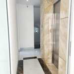 Nhà mới đẹp, tôi chủ nhà cho thuê, trần nhân tông, thang máy; kd, vp, nhà hàng, 116m2* 4t - 34 tr