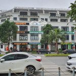 Căn hộ 2 phòng ngủ65m, full nội thất tại vinhomes gardenia - giá tốt 16 triệu/tháng.st5892