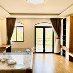 Nhà phố full nội thất đẹp mặt tiền view hồ lakeview city dt 5x20 giá thuê 30tr/th lh 0907860179