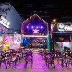 Cho thuê quán bar 400m2 quận tân phú 120 triệu/1 tháng.