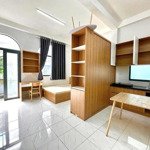 Căn hộ studio tách bếp, bancol, mới, hẻm oto, q10, 35m2,ánh sáng tốt