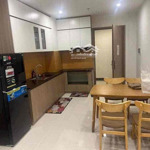 Cho thuê căn hộ vinhomes grand park 3 phòng ngủfull nt