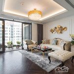 Chính chủ bán gấp cc bohemia residence 136m2, 3 ngủ, 2vs, full nội thất cao cấp, sổ đỏ chính chủ