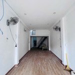 Nhà mt thụt nghĩa phát, 100m2, 2 phòng ngủ