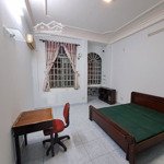 Phòng 20m2 full nội thất, wc riêng