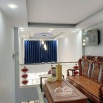 Giáp b.thạnh, bánnhà nguyênhồng p1 gòvấp dtsd180m lửng 2lầu st 4tỷ9