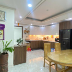 Cho thuê căn hộ góc 3pn,2wc,95m2, tầng cao, view đẹp, thoáng mát, 15,5tr/tháng(full nt),0903603097