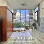 Phòng view kính thoáng, chill, giá hạy dẻ, điện 3,5k/kwh, free 2 xe