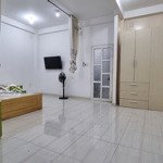 Phòng full nội thất cao cấp, 41m2, giá 4.5tr/th