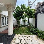 Nhà siêu đẹp nguyễn văn thương,13x20m, trệt,1 lầu,full nội thất xịn.