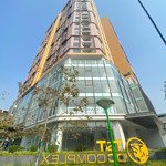 Cho thuê mặt bằng diện tích 900m2 làm văn phòng, bi - a, gym tại tòa t&t tower 120 định công