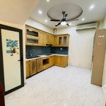 Hàng tuyển cầu giấy, 38m2, 5 tầng, mới tinh, oto chỉ 7tỷ85