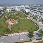 Bán căn biệt thự view công viên hướng đông nam, giáp vành đai 4.