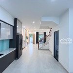 Cho thuê nhà nguyên căn 3 tầng, 3 phòng ngủmới 100%, full nội thất tại kđt sun casa central - vsip 2