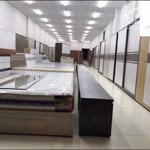 Cho thuê nhà mặt tiền bạch đằng, p.15, q. bình thạnh_dt:4m x37m