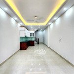 Bán nhà bát khối, 32m2 x 5 tầng, ngõ 2.5m, gần ô tô tránh, trường học chỉ 4.7 tỷ, 0967182629