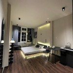 Cho thuê gấp! studio cửa sổ cực đẹp. gần vạn hạnh mall, đh hoa sen, bv nhi đồng