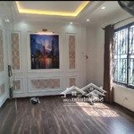 40m2/6.6 tỷ/4t/5.7mt/lô góc/ bát khối /long biên/gần vinh/ tuy